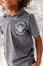 Load image into Gallery viewer, Spooky Vibes | HOODED TEE