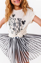 Load image into Gallery viewer, Skelly Magic | KIDS CREAM TEE