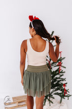 Load image into Gallery viewer, Wreath Ears | (ADULT) TANK