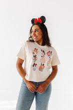 Load image into Gallery viewer, PRINCESSES CROPPED | CREAM ADULT TEE