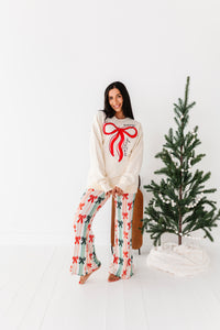 RED BOW (CREAM SWEATSHIRT) | Adult *SWEATSHIRT*