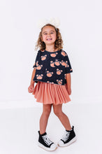 Load image into Gallery viewer, BLACK Piggy Pumpkins | BOXY CROP