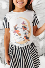Load image into Gallery viewer, Good Ghouls Club | TEE