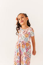 Load image into Gallery viewer, Smiley | ROMPER