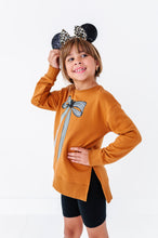 Load image into Gallery viewer, Stripe Mouse Bow (RUST) | SIDE SPLIT SWEATSHIRT