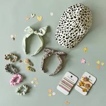 Load image into Gallery viewer, Leopard Scrunchie Set