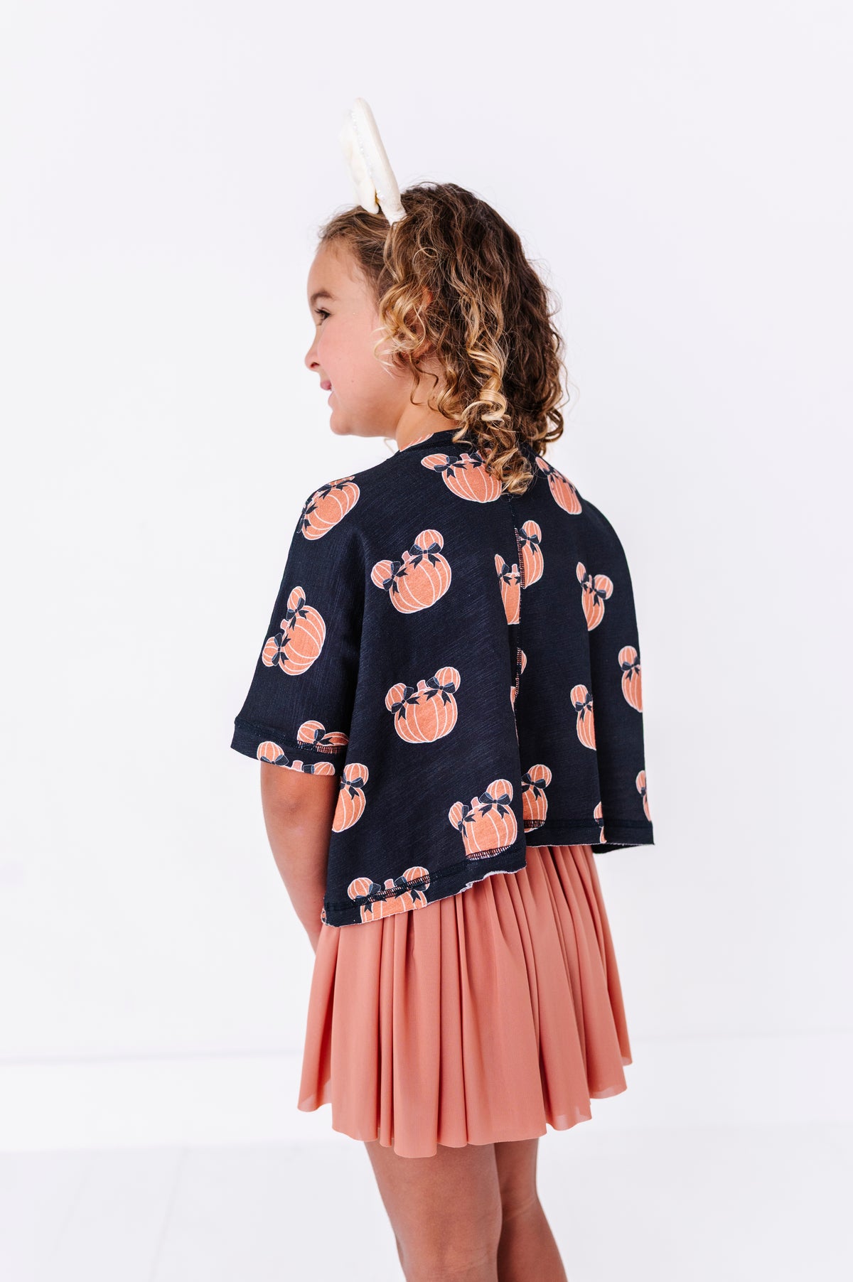 BLACK Piggy Pumpkins | BOXY CROP