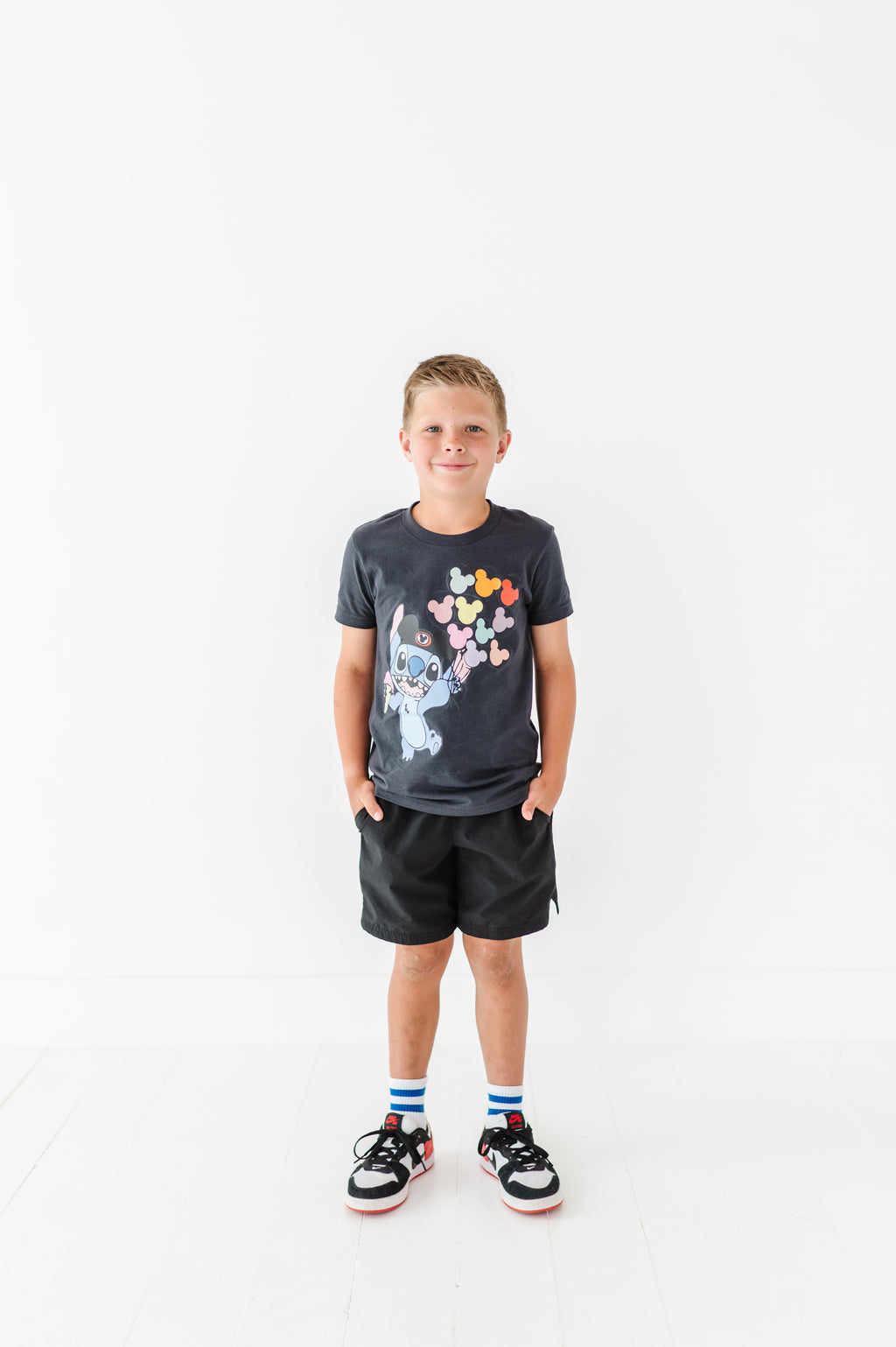 Balloon Stitch | KIDS CHARCOAL TEE