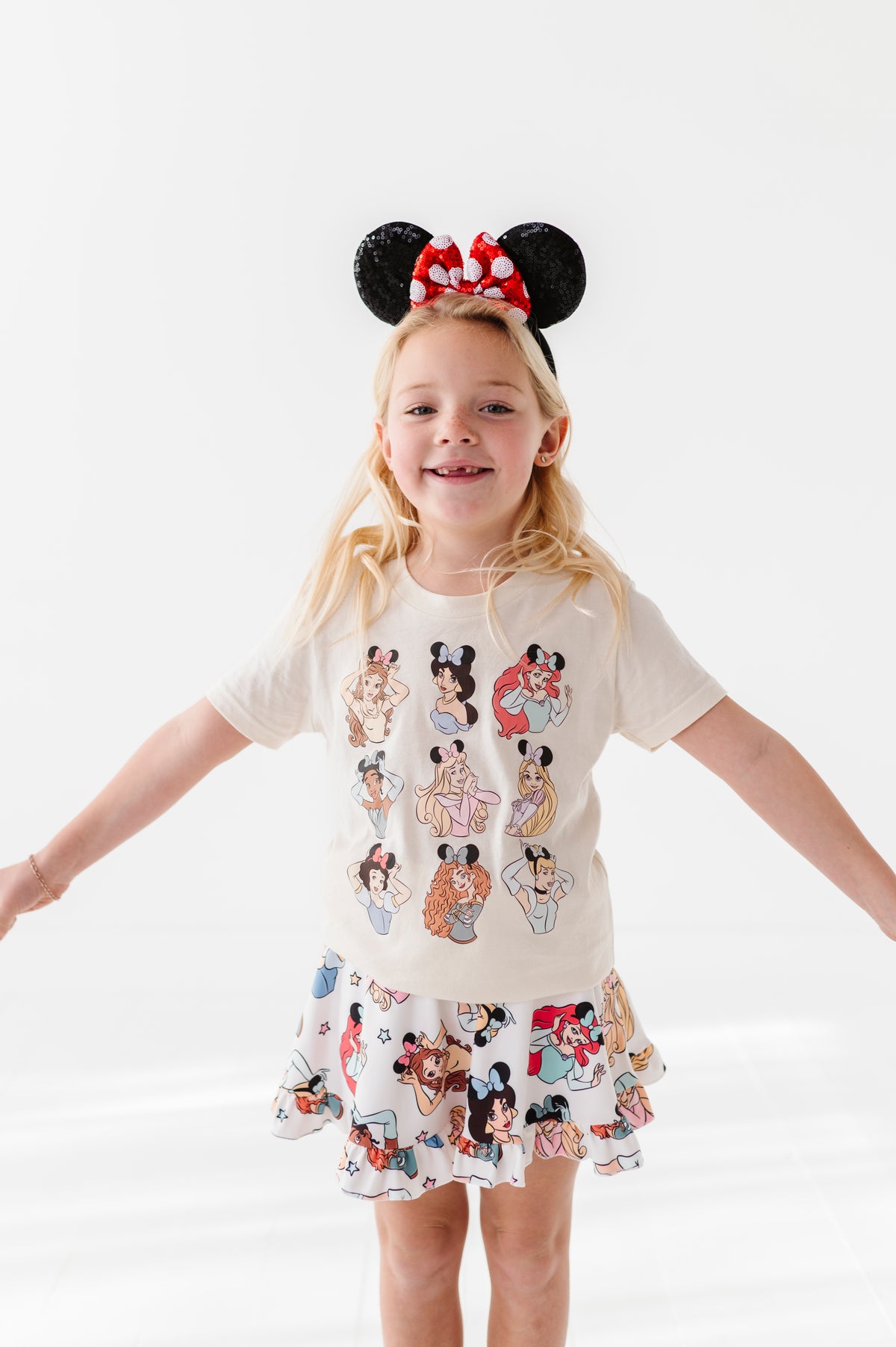 PRINCESSES | CREAM KIDS TEE