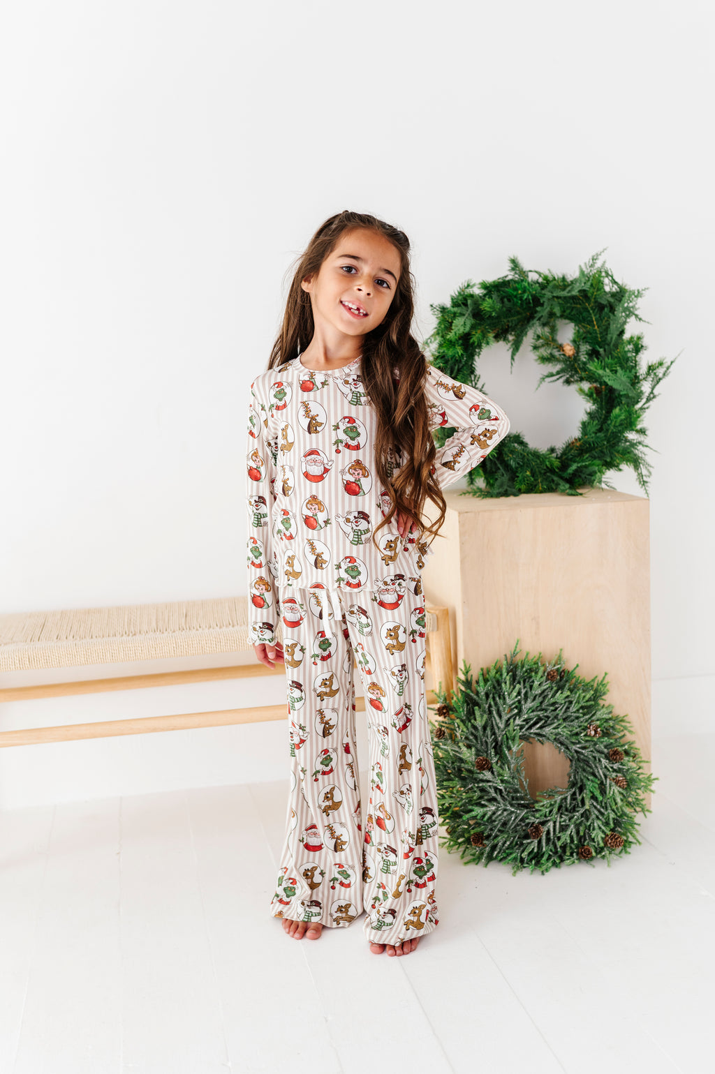 Classic Characters | GIRLS 2-Piece SET