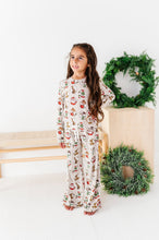 Load image into Gallery viewer, Classic Characters | GIRLS 2-Piece SET