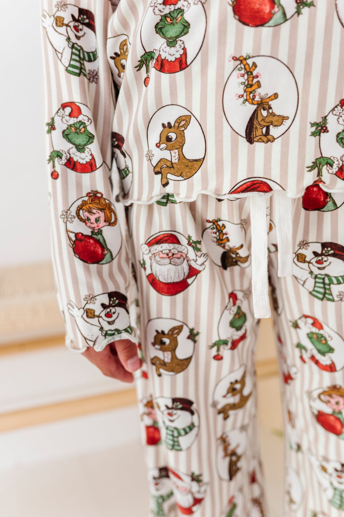 Classic Characters | GIRLS 2-Piece SET