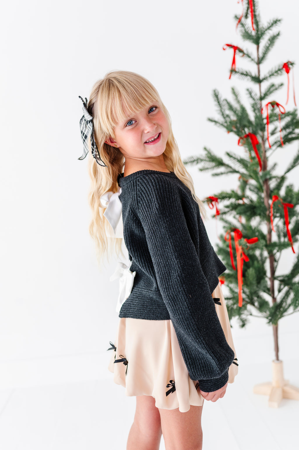 Noel Black | Bow Back Crop Sweater
