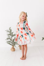 Load image into Gallery viewer, Bows | NIGHTGOWN