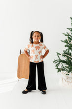 Load image into Gallery viewer, Gingerbread Bow | Scoop Back TEE
