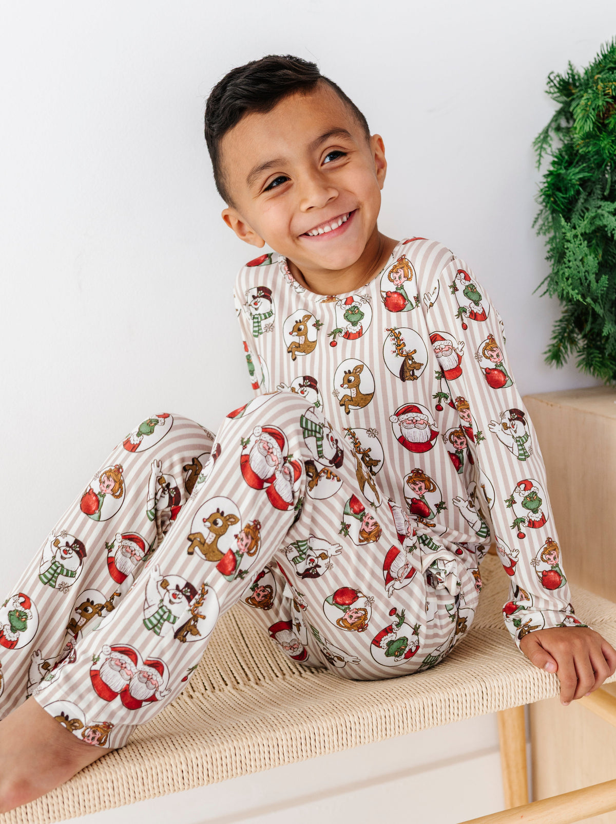 Classic Characters | BOYS 2-Piece SET