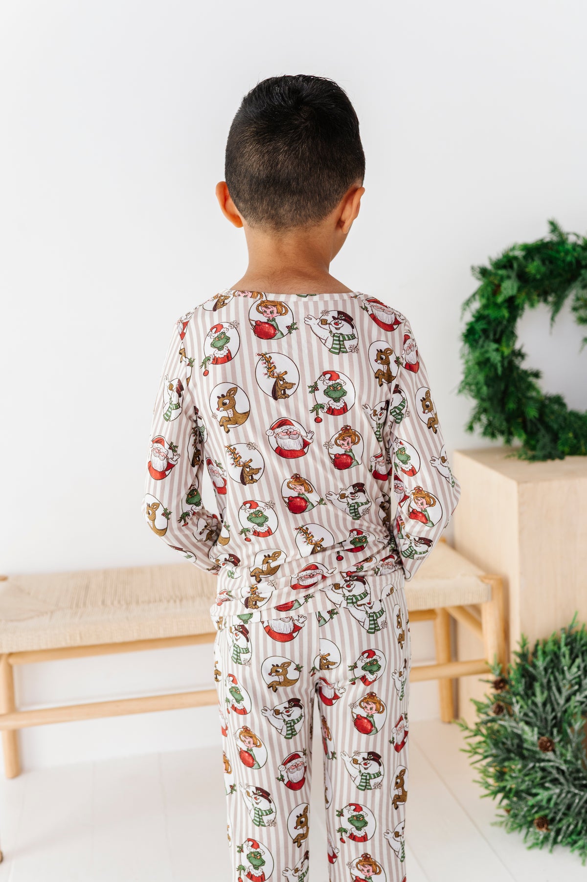 Classic Characters | BOYS 2-Piece SET