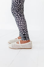 Load image into Gallery viewer, BLACK DOTTIE | Slim Ruffle Leggings (6/12 + 2T ONLY left)