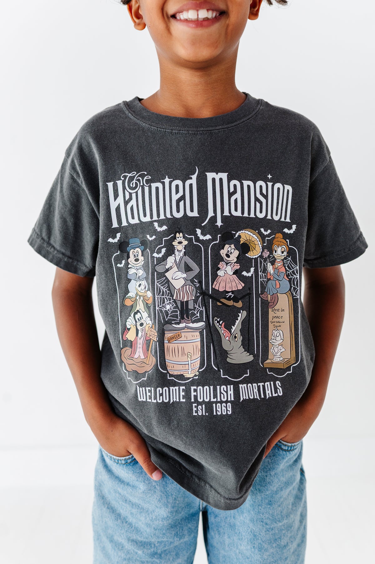 Haunted Mansion (CHARCOAL) | KIDS TEE