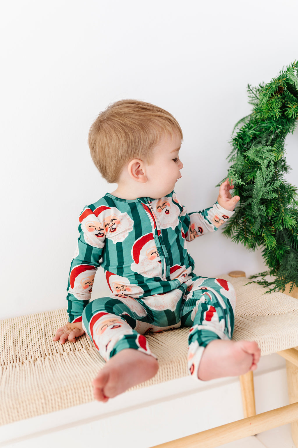 GREEN Santa Stripes | ONE-Piece ZIP