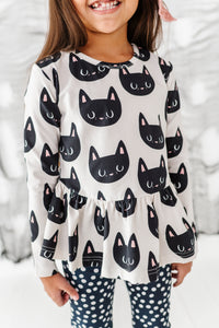 Black Cat | PEPLUM