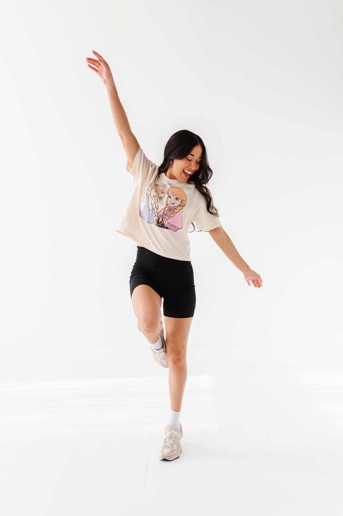 ICE SISTERS CROPPED | CREAM ADULT TEE