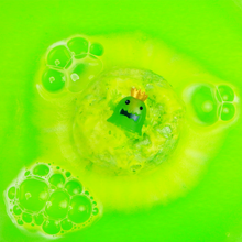 Load image into Gallery viewer, Alien Bath Bomb (surprise figure inside!)