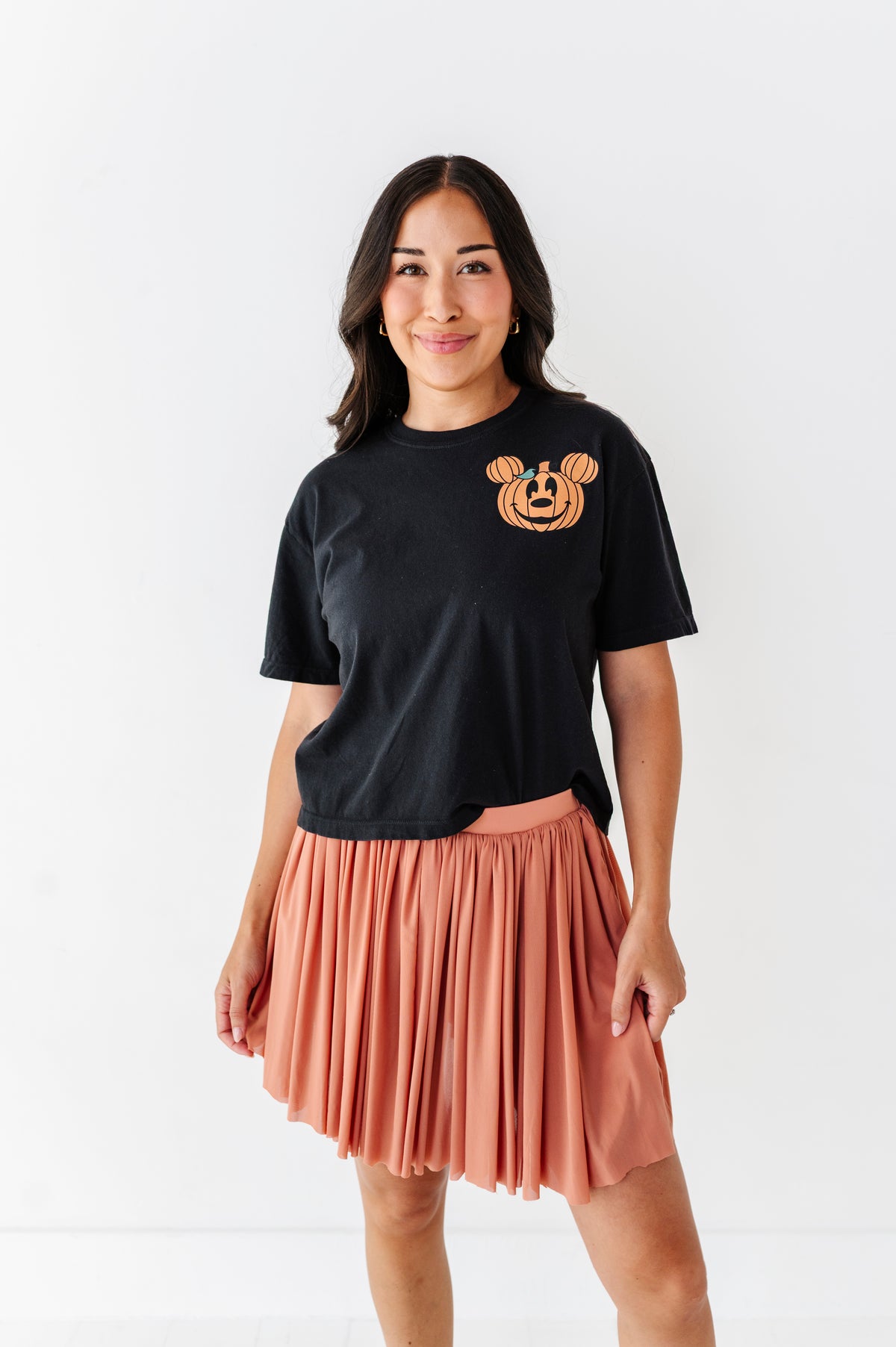 Pocket Mickey Pumpkin | ADULT *CROP* TEE