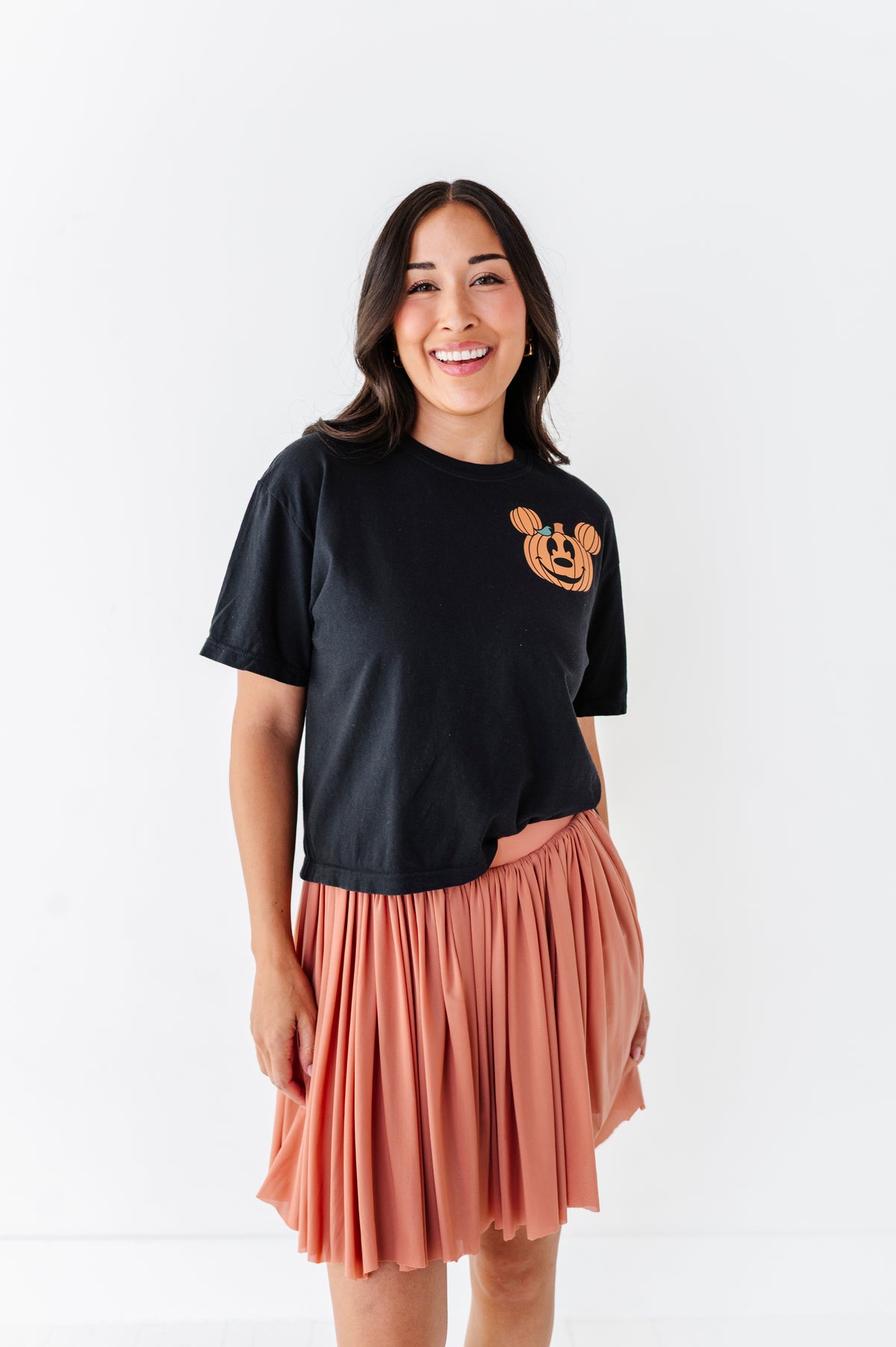 Pocket Mickey Pumpkin | ADULT *CROP* TEE