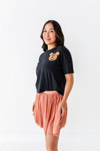 Load image into Gallery viewer, Pocket Mickey Pumpkin | ADULT *CROP* TEE