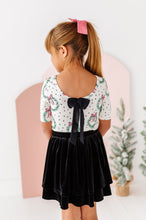 Load image into Gallery viewer, Girly Wreath | Scoop Back TEE