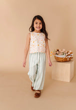 Load image into Gallery viewer, Honeydew Meadow | TIE-BACK SET