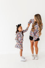 Load image into Gallery viewer, Checkered Minnie Pumpkins | KIDS 1/4th Zip Up