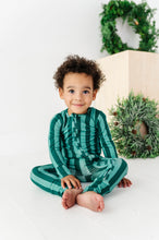 Load image into Gallery viewer, Evergreen Stripes | ONE-Piece ZIP