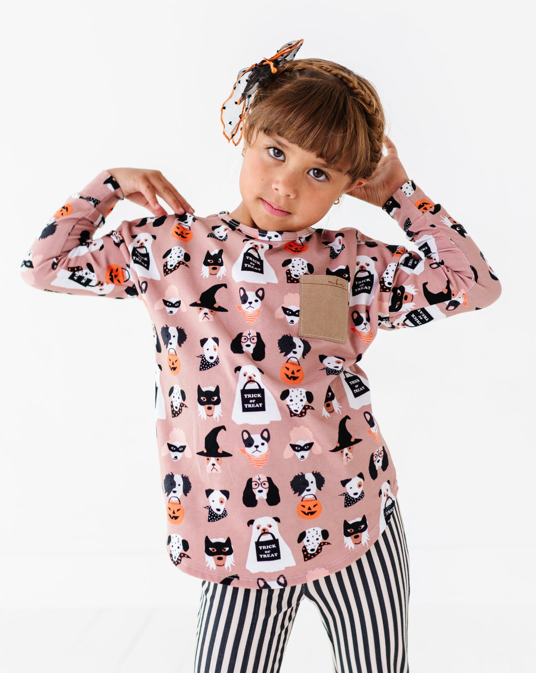 HALLOWEEN DOGS | Pocket Crewneck (2T ONLY left)