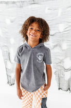 Load image into Gallery viewer, Spooky Vibes | HOODED TEE