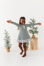 Load image into Gallery viewer, Green Stripes | NIGHTGOWN