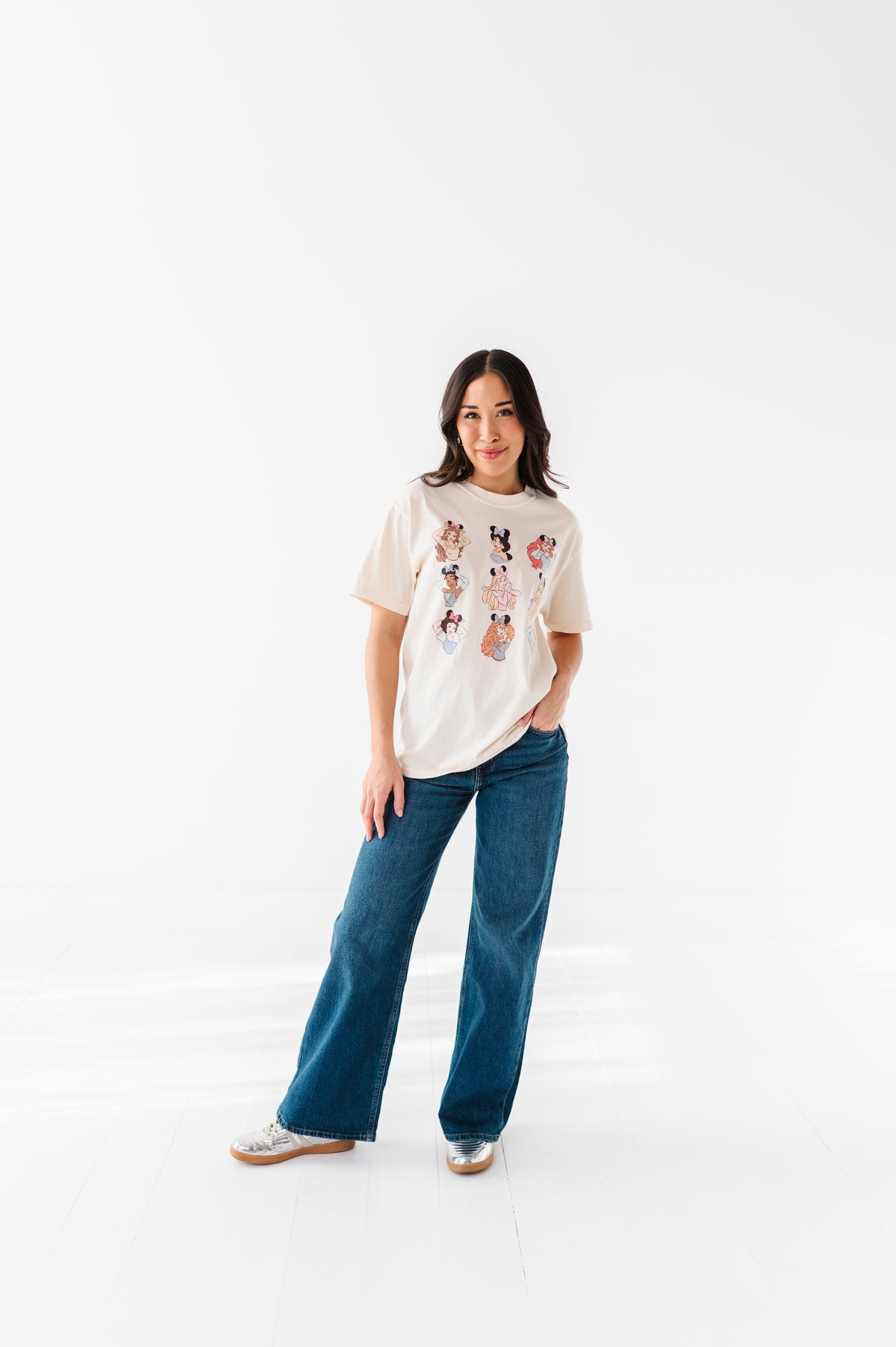 PRINCESSES | CREAM ADULT *FULL-LENGTH* TEE