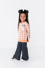 Load image into Gallery viewer, Pretzel Ghostie (PLAID) | SIDE SPLIT SWEATSHIRT