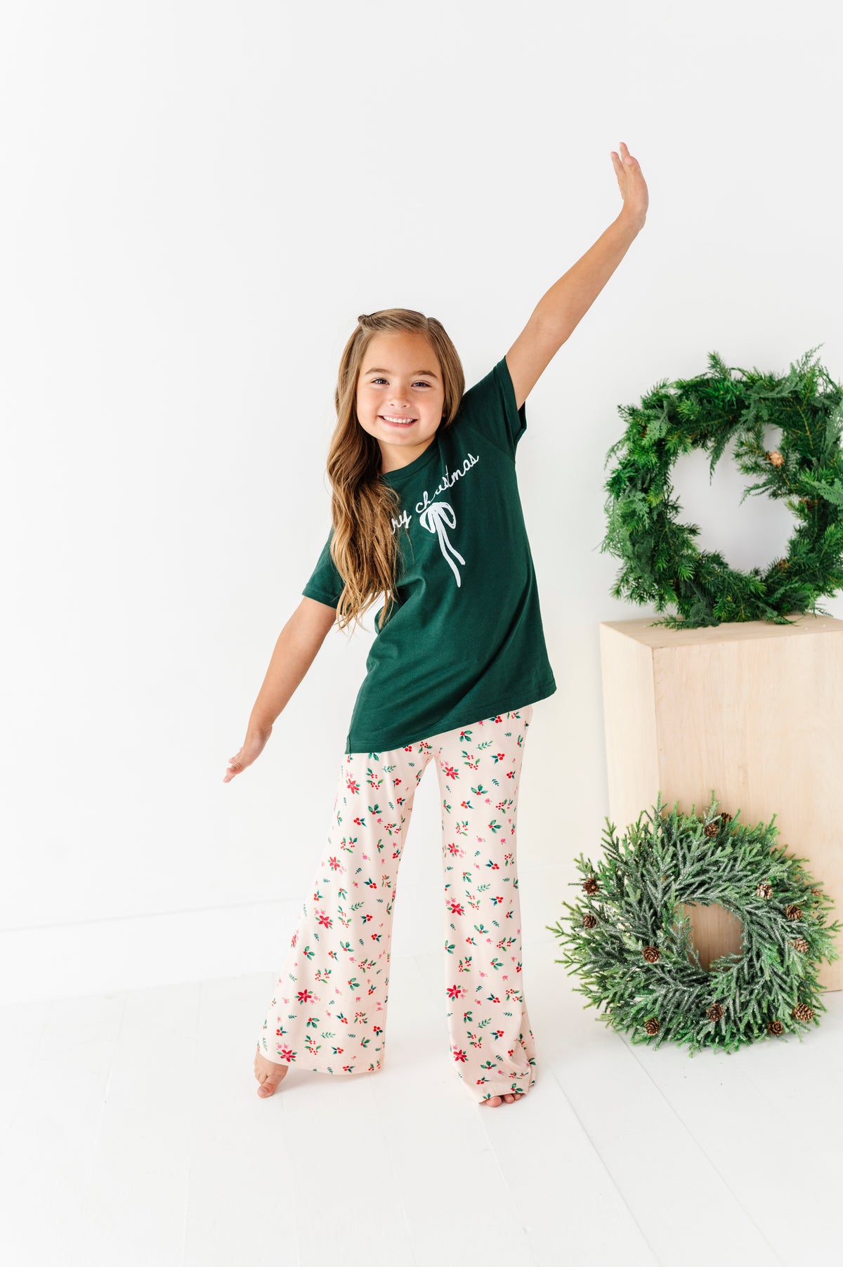 Merry Christmas Bow | (( GREEN )) YOUTH TEE