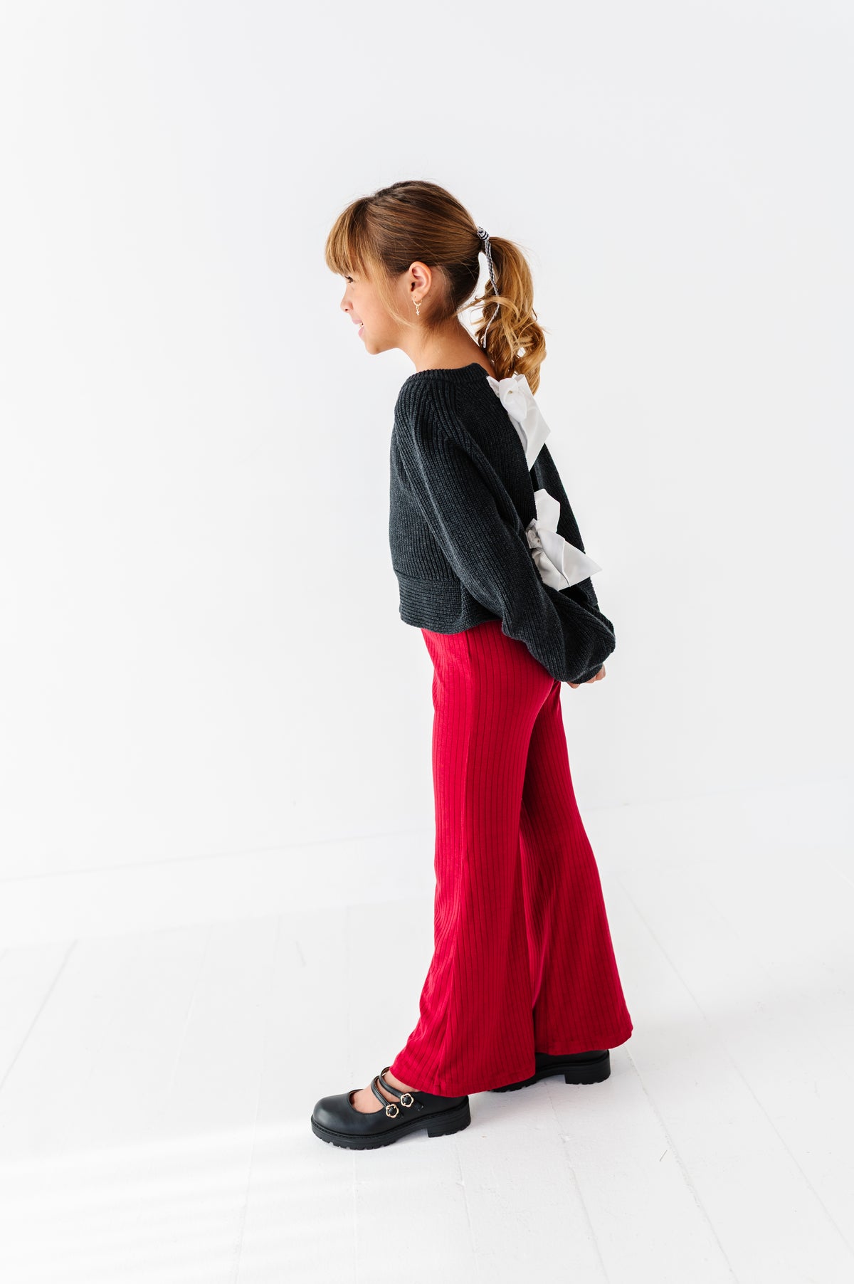 Noel Black | Bow Back Crop Sweater