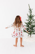 Load image into Gallery viewer, Classic Characters | NIGHTGOWN