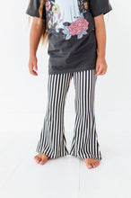 Load image into Gallery viewer, Vertical Black + White Stripe | RIB FLARES (10 yrs ONLY left)