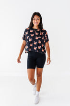 Load image into Gallery viewer, BLACK Piggy Pumpkins | ADULT Boxy Crop