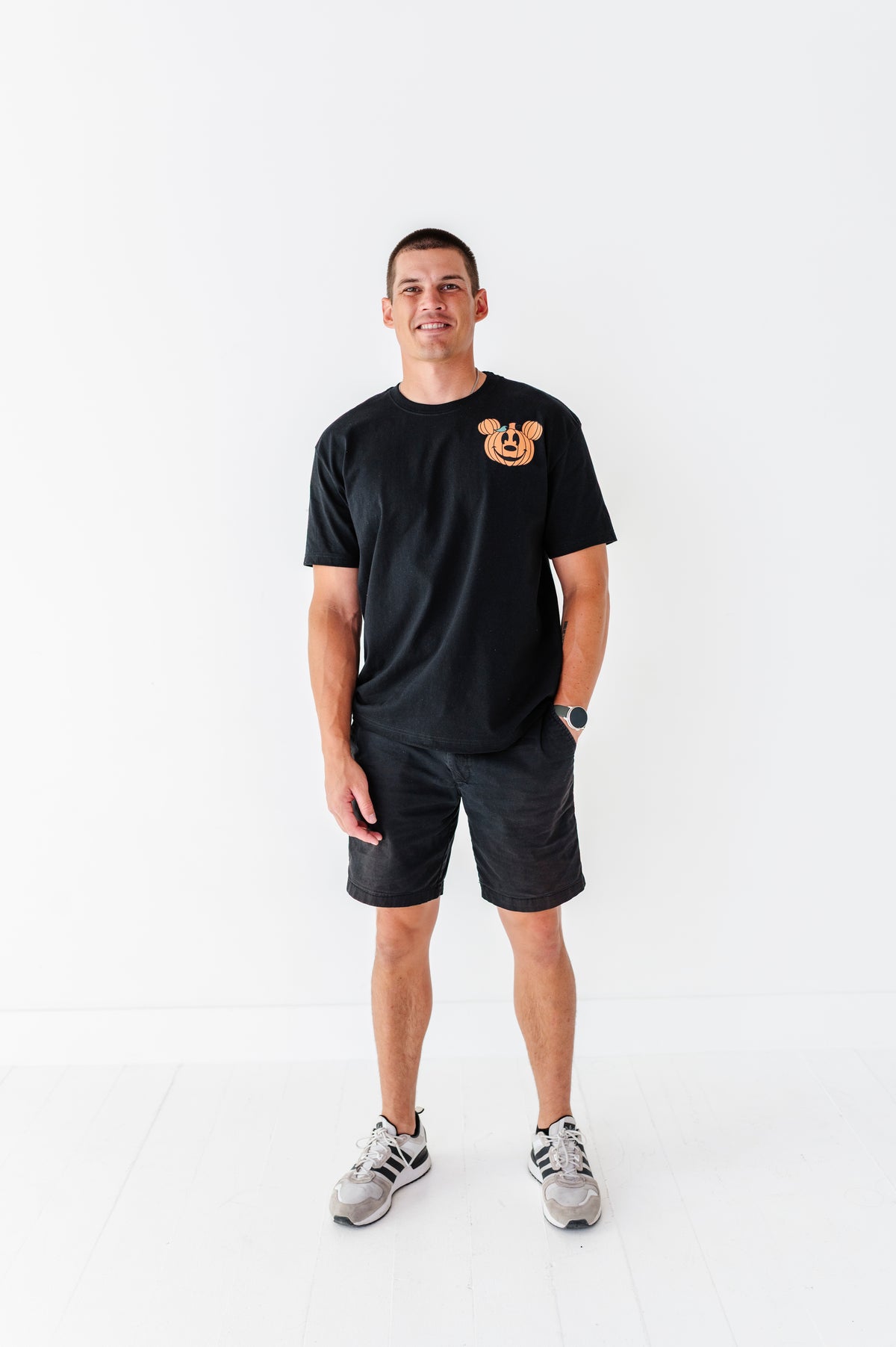 Pocket Mickey Pumpkin (BLACK) | ADULT UNISEX TEE