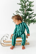Load image into Gallery viewer, Evergreen Stripes | ONE-Piece ZIP