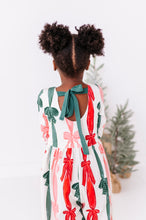Load image into Gallery viewer, Wrapping Bows | ROMPER