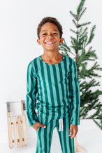 Load image into Gallery viewer, Evergreen Stripes | BOYS 2-Piece SET