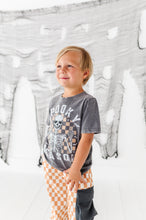 Load image into Gallery viewer, Spooky SZN Skelly | VINTAGE TEE