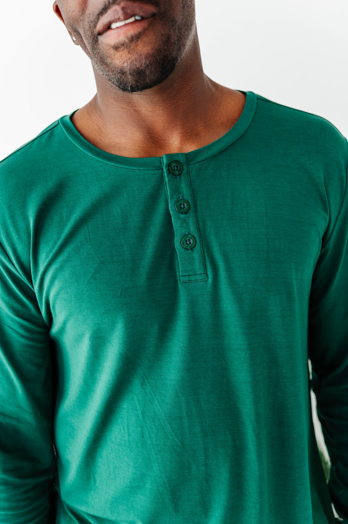 SOLID GREEN | MEN'S Henley Top